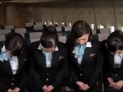 日本空姐飛機熱情服務